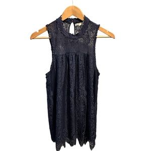 Hint Of Mint Lace Sleeveless Blouse